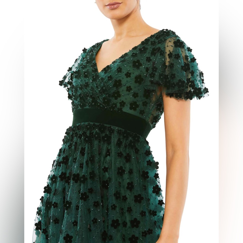 Mac Duggal Floral Embellished Butterfly Sleeve Velvet Hem Midi Dress- NWT‎ - Picture 3 of 9